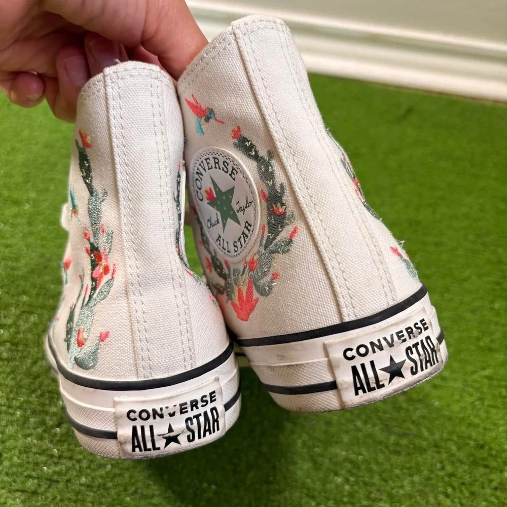Converse Chuck Taylor All Star Succulent Hummingbird Floral Womens 7 High Top